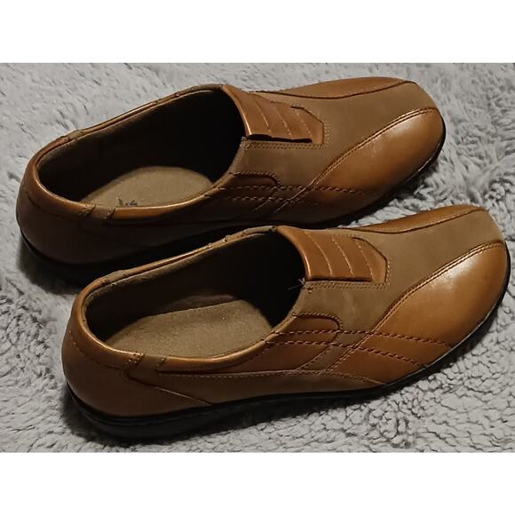 Clarks Bendables Bingo Q Medium & Dark Tan Leather Slip-on Comfort Shoes Size 7M - Picture 4 of 9